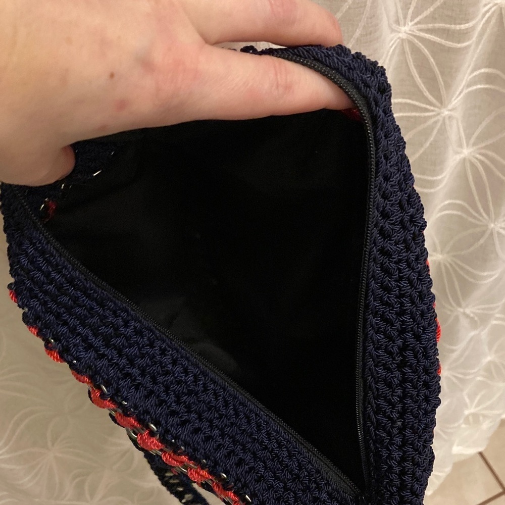 Hand Made Bottle Cap Purse - Picture 6 of 10